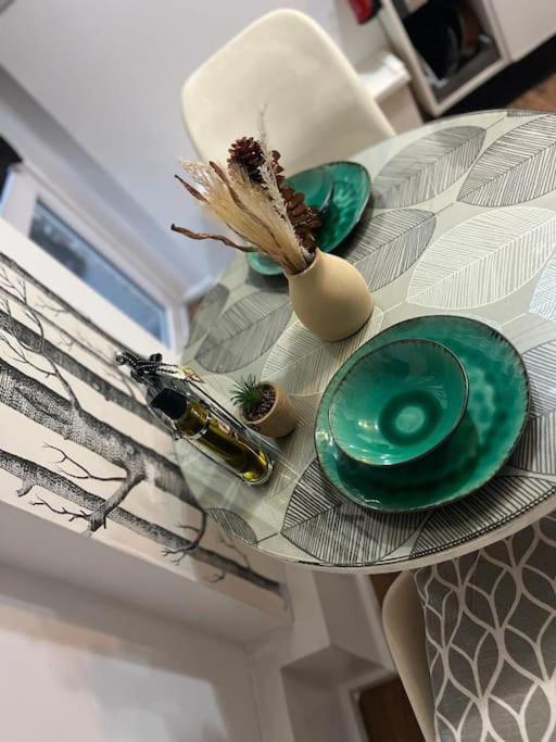 Tree Studio Apartment Barbican F3 Лондон Екстериор снимка